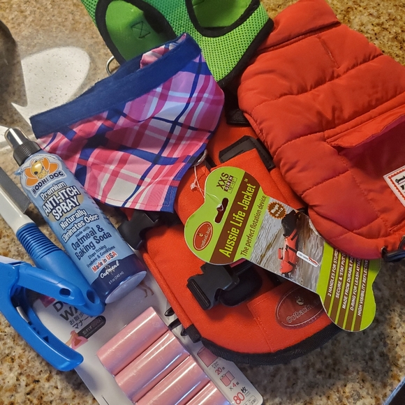 Small dog accessories - Picture 1 of 5